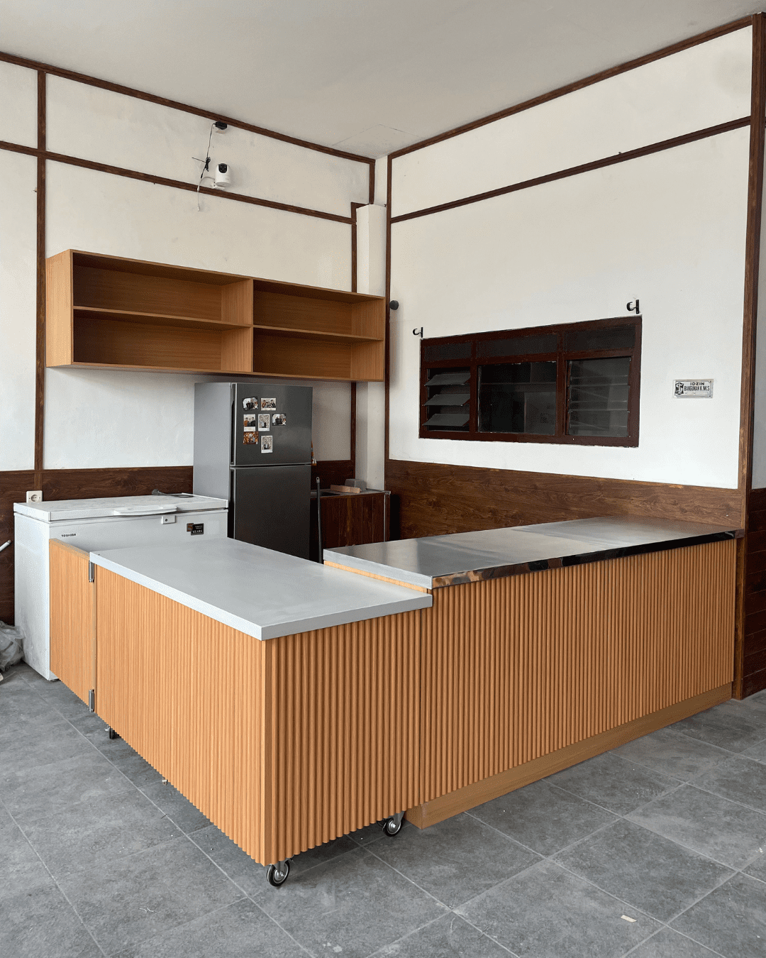 Renovasi Cafe Surabaya